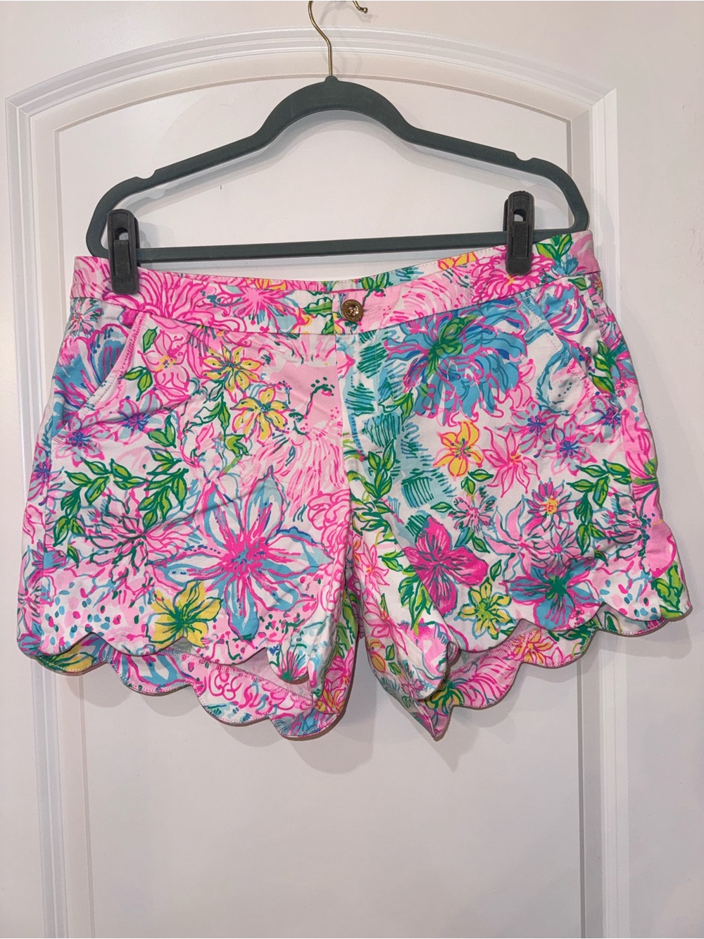 Lilly Pulitzer Pink Multicolor Floral Scallop-Hem High-Waist Shorts